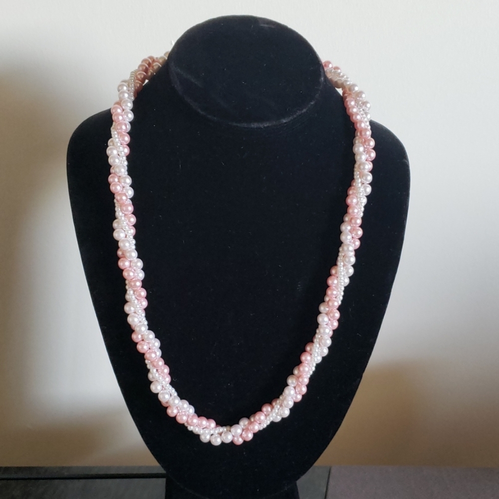 Vintage faux pearl Pink & White 3 strand necklace